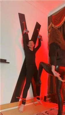 依依东望双S-重度鞭打/刑架捆绑鞭打/胶带封嘴 JS241117-6