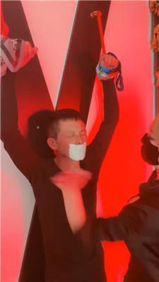 依依东望双S-重度鞭打/刑架捆绑鞭打/胶带封嘴 JS241117-6