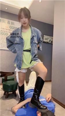 狗哥素人S-长靴白袜踩虐犯贱奴 bf47104