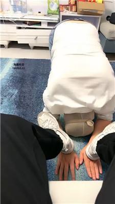 婉婷殿下清理脏鞋/全体重踩踏/sp/伺候沐足 JS241115-35