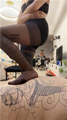 Qi7物化人体擦鞋器 bf47048