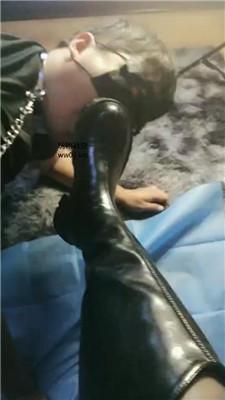 诺主狗链拴狗-清理多双脏鞋 JS241115-29