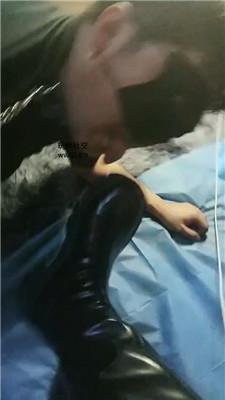 诺主狗链拴狗-清理多双脏鞋 JS241115-29