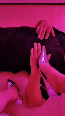 魅尊妖艳调教室-高跟踩虐地毯奴 JS241115-42