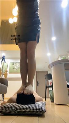 红颜高跟踩狗头/抽耳光sp/全体重踩踏 bf47062