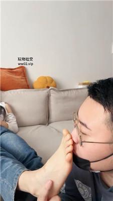 埋汰牛仔裤S玉足踩虐教练奴 bf47056