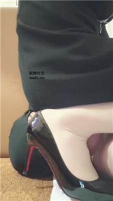 米小糖高跟碾压踩/吐口水/踢裆 JS241116-5