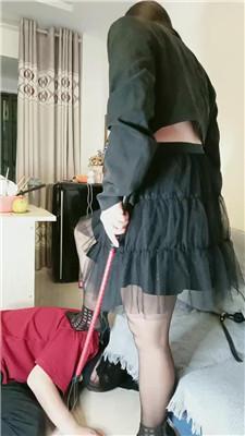 【爱秀套图】【昆明金蛰】短靴高跟踩踏/鞭打/舔脏鞋JS241021-7