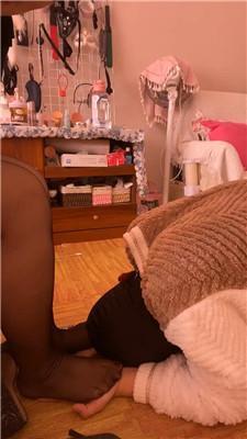 佳琪骑马转胯/黑丝玩虐/白袜脚捂脸窒息 JS241020-32