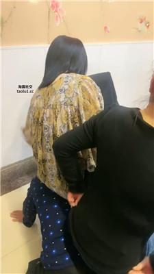 伊潼双S-餐厅包房公开处刑家奴 bf47015