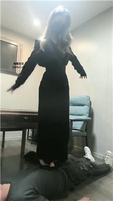 诗琪棋牌室高跟踩废物奴 bf47022