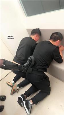 伊晨推荐-4S-含素人-日本新干线暴揍双贱奴双视角版 bf47025