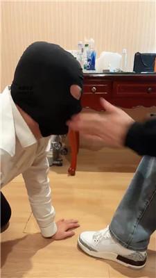 cici绿帽-强迫混合圣水/轮流舔脏鞋-黑棉袜气味辱 JS241115-34