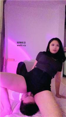 栀子女王坐脸窒息专场 bf47038