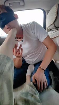 漫音爬山偶遇一条贱奴双视角版 JS241021-1