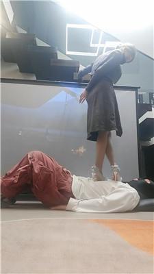 诗琪高跟全体重踩踏/伺候沐足-赏赐洗脚奶 bf47252