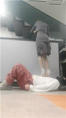 诗琪高跟全体重踩踏/伺候沐足-赏赐洗脚奶 bf47252