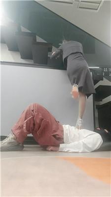 诗琪高跟全体重踩踏/伺候沐足-赏赐洗脚奶 bf47252