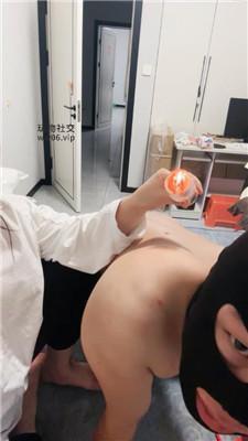 恩恩女神裸足蹂躏踩/滴蜡舔圣水 JS241121-15