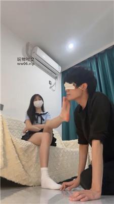 甜恬超臭白袜脚踩虐/转胯骑马狗爬 bf47253