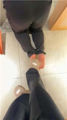 子熙大人鞭打/闻舔毛拖鞋白袜/捆绑滴蜡/烟烫/圣水呕吐物 JS241121-7