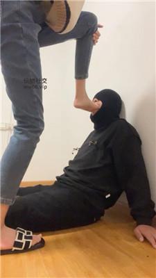 可雅用原味玉足玩虐狗弟弟下 JS241120-32