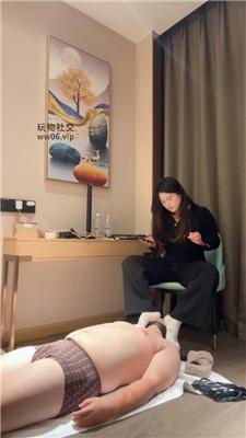 子熙大人毛拖鞋白袜踩虐/滴蜡/坐脸窒息掐乳 bf47255