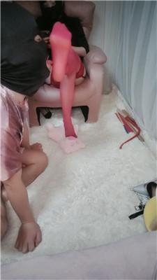 柠檬红丝袜美腿诱惑虐废物 JS241121-8