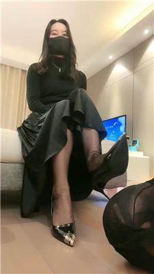 绯闻王妃高跟黑丝踩/转胯抽耳光/圣水淋浴 bf47210