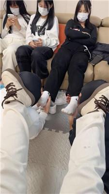 精神小妹推荐-5S-双M脏鞋轮流舔脏鞋白袜 bf47230