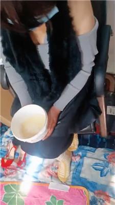 伪娘和人妻跪舔棉袜裸足/赏赐圣水 JS241120-25