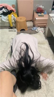 【爱秀套图】【白兔】棉袜脚踩羞涩可爱闺蜜犬bf47229