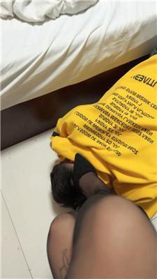 【爱秀套图】【土豆】高跟黑丝踩虐小奶狗bf46470