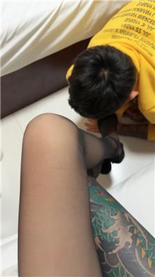 土豆高跟黑丝踩虐小奶狗 bf46470