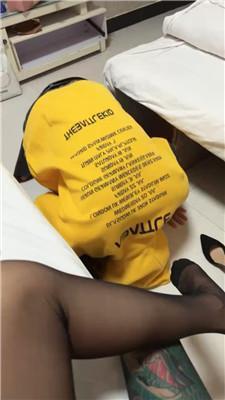 土豆高跟黑丝踩虐小奶狗 bf46470