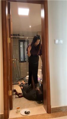 【爱秀套图】【宸宸大大】踩踏伺候洗漱/喂漱口水/胶带封嘴鞭打bf47200