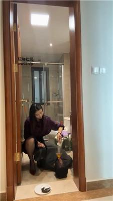 宸宸大大踩踏伺候洗漱/喂漱口水/胶带封嘴鞭打 bf47200