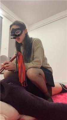 姗姗鞭打sp/掐乳/高跟网袜踩下 bf47199