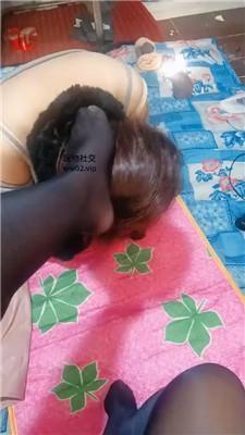 伪娘和人妻母畜-赏赐圣水/原味丝袜美腿舔 JS241119-34