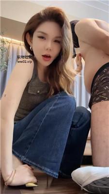 欣妍掐乳耳光踢裆/高跟踩虐/坐脸窒息/喂口水 bf47187