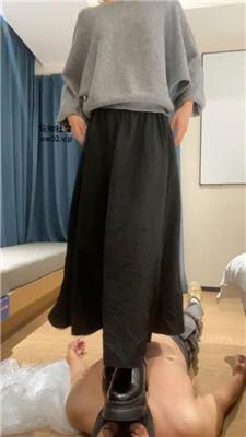 艾黎靴子全体重踩踏/强制喂雪糕酸奶/骑马骑脖 bf47169