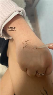 沐沐大大长靴美腿玩虐骚母畜 JS241118-44