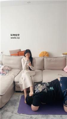 埋汰御姐S-美腿玉足踩虐家奴 bf47170