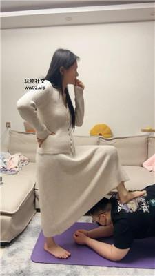 埋汰舞蹈老师玉足踩贱奴 bf47176