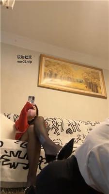 【爱秀套图】【安安sama】高跟黑丝踩/转胯狗爬/踩踏喂食bf47157