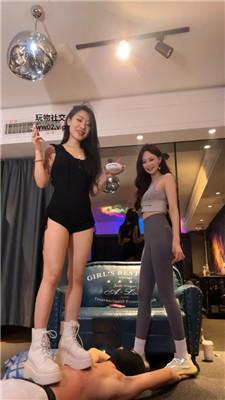 04情侣主吊绑重度踢踹/椰子鞋+短靴白袜踩踏 bf47156