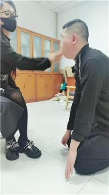 璃茉老师白领S-办公室皮鞋黑袜虐下属下 JS241118-8