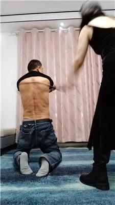 婉婷殿下御姐S-长靴踢踹/连环耳光抽蒙/鞭打双视角版 JS241118-29