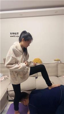 埋汰玉足恋足舔/转胯狗爬/碾压踩 bf47146