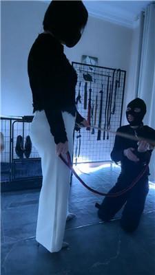 可馨大大藤条鞭打/赏赐舔圣水 bf47144